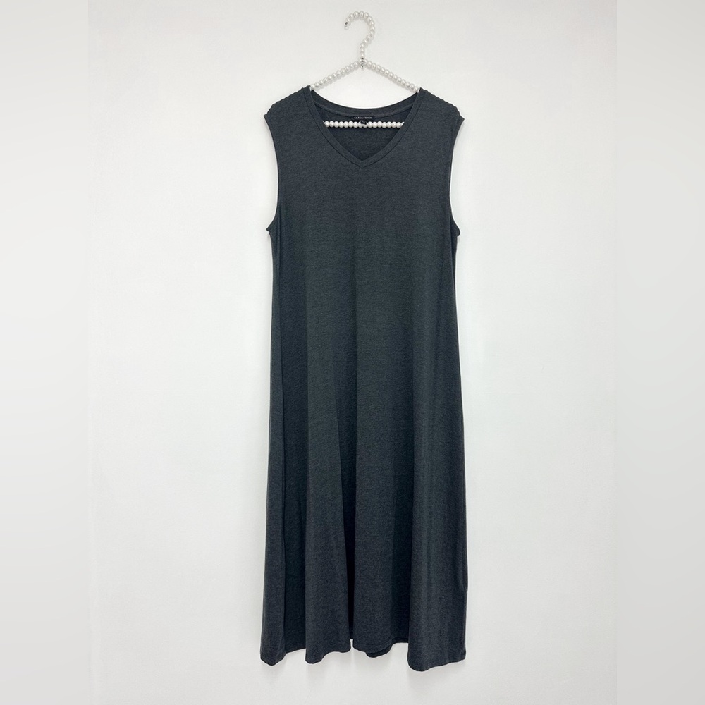 Eileen Fisher Stretch Knit Jersey V-Neck Sleeveless Shift Midi Dress in Grey - Picture 2 of 6
